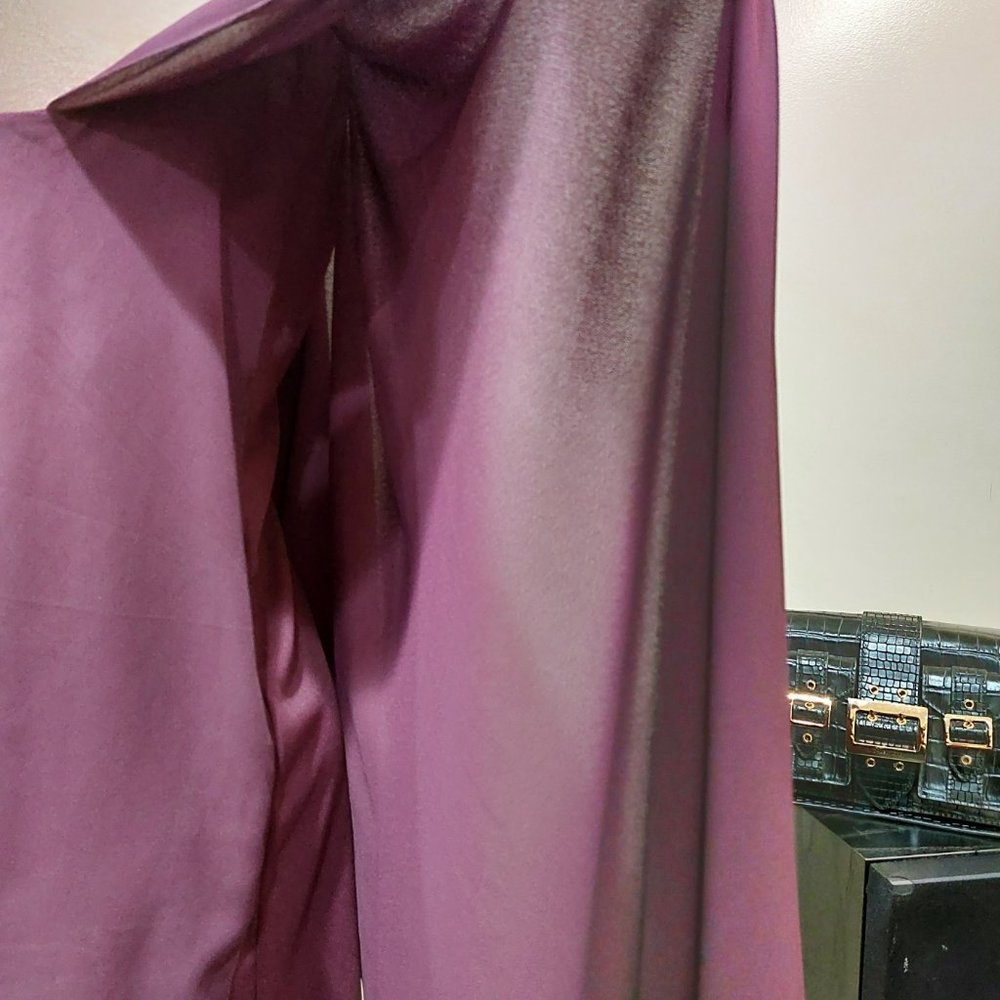 💥CHIC & SEXY💥VENUS One Shoulder Asymmetrical Cape Dress in Plum - Picture 10 of 12